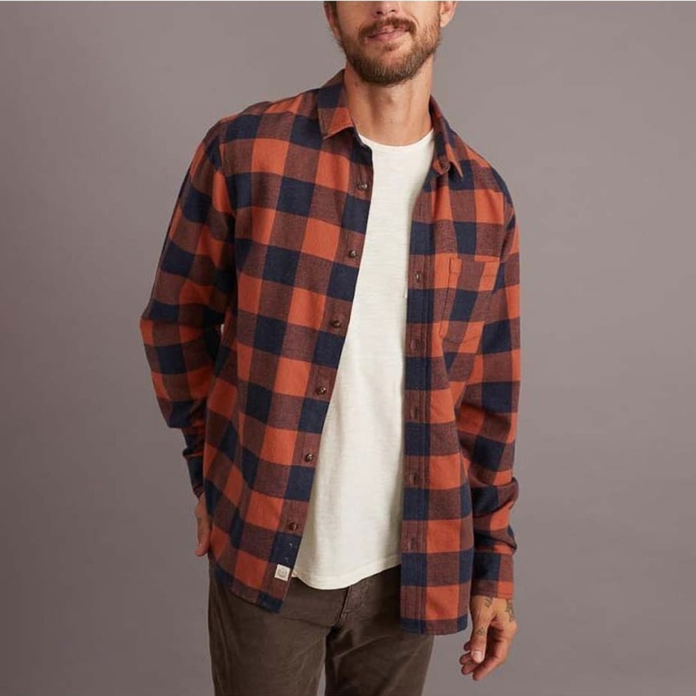 MARINE LAYER Classic Fit Balboa Button Down in Navy/Chutney Orange